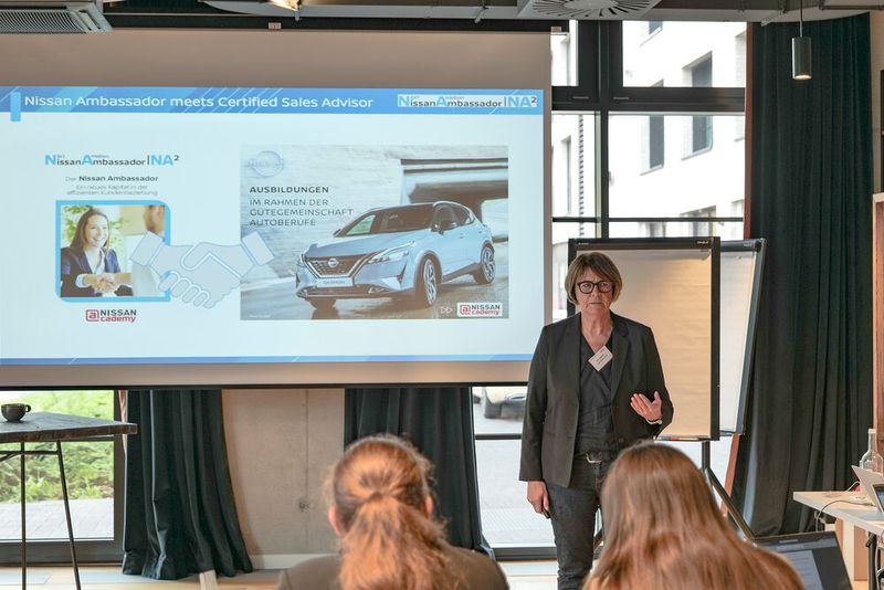 Ute Schulze von Nissan stellte das neue Berufsprofil Nissan Ambassador vor. (Bild: Schmidt - VCG)