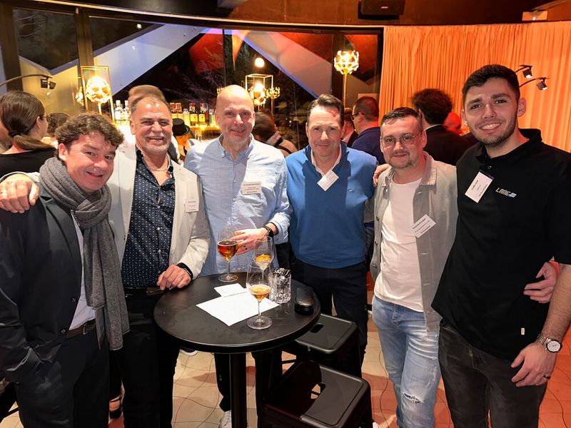 (v. l.) Stefan Hirzler und Detlef Kirstan (Visiontools), Christoph Borchard, Markus Hollerbaum (S&K), Thomas Kociper (TD Synnex Maverick) und Collin Gall (LANG AG). (Bild: Vogel IT-Medien )