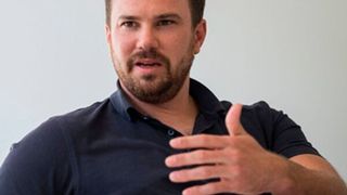 Nach Stationen bei Tesla und Pininfarina macht sich Jochen Rudat jetzt selbständig. (Bild: Electric Ventures)