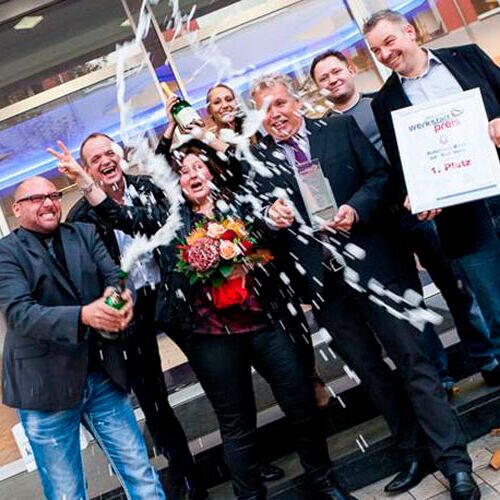 Der Deutsche Werkstattpreis wird dieses Jahr zum zehnten Mal verliehen. Im Bild ist der Sieger von 2013, das Autohaus Voss aus Rosendahl.(Bild:  VBM)