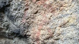 Felsmalereien in der Oakhurst Rock Shelter, Oakhurst Farm, bei Hoekwil, Südafrika (Bild: V. Gibbon)