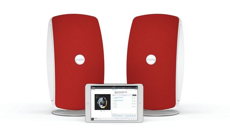 Die Multiroom-Lautsprecher Jongo T2, T4 und T6 sind in verschiedenen Größen und Montageoptionen erhältlich. Kunden können die Lautsprecher beliebig kombinieren und so ein individuelles Musiksystem aufbauen, um synchronisierte Musik in einer Single-oder Multiroom-Umgebung zu hören. (Bild: Pure)