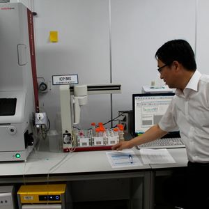 Wasserproben-Untersuchung im NIERD