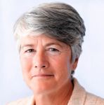 Titel, Name: Dame* Alison J. Carnwath   Geburtsjahr, -ort: 1953 in Derby, England  Funktion: Mitglied des Aufsichtsrats  Firma: BASF SE    Ausbildung: Dame Alison J. Carnwath studierte in Reading und München Wirtschaft und Deutsch (B.A. Abschluss 1975).   Berufliche Laufbahn: 1975-1980: Wirtschaftsprüferin bei Peat Marwick Mitchel (jetzt KPMG)  1980-1982: Finanzberaterin bei der Lloyds Bank International  1982-1993: zunächst Assistant Director, später Director bei J. Henry Schroder Wagg & Co., in London und New York 1993-2000: Senior Partner beim Finanzberater Phoenix Partnership  2000-2014: Senior Adviser bei Lexicon Partners Limited seit Mai 2014: Mitglied des Aufsichtsrats der BASF SE und Vorsitzende des Prüfungsausschuss   Besonderes: – Mitglied des Verwaltungsrats, Zurich Insurance Group AG – Mitglied des Verwaltungsrats, Zürich Versicherung-Gesellschaft AG – unabhängige Vorsitzende des Verwaltungsrats, ISIS Equity Partners LLP  – Vorsitzende des Verwaltungsrats, Land Securities Group plc  – Mitglied des Verwaltungsrats, PACCAR Inc.    * Mit Dame Commander of the British Empire ist eine Nobilitierung verbunden; die Ausgezeichneten werden in den persönlichen, nicht-erblichen Adelsstand erhoben und tragen den Titel Dame (analog Sir). (Bild: BASF)