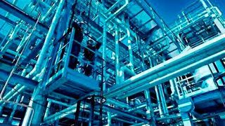 The Unicracking unit is integrated with other UOP process technologies, including coker naphtha and distillate Unionfining units. (Deposit Photos )