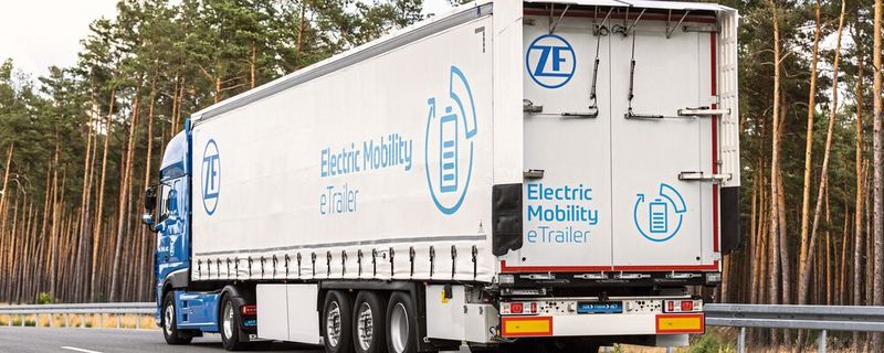 Im Efficiency Innovation Truck verbaut ZF seine ZF-Effizienztechnologien zur Kraftstoff- und CO2-Reduzierung. 