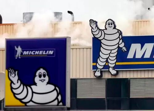 Bye, bye Deutschland? Auch Michelin plant, wie Goodyear, Standorte in Deutschland zu schließen, wobei rund 1.500 Stellen bedroht sind, wie die dpa meldet. Die Gewerkschaft glaubt den Argumenten für diese Entscheidung aber nicht so recht. Hier die Lage ...(Bild:  Michelin)