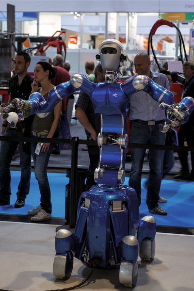 «Justin» vom Deutschen Zentrum für Luft- und Raumfahrt e.V. (DLR). (Bild: Messe München GmbH)