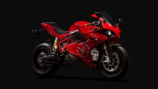 E-Motorräder von Energica, hier das Modell Ego, gibt es nun bei Ramsperger Automobile. (Bild: Energica)