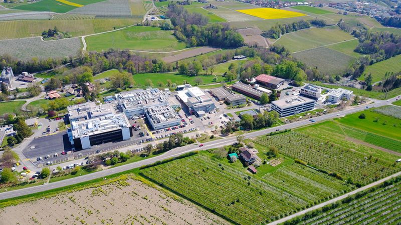 Zwischen 2019 und 2023 wird Merck 150 Millionen Euro in den Schweizer Produktionsstandort Aubonne investieren. (Merck)