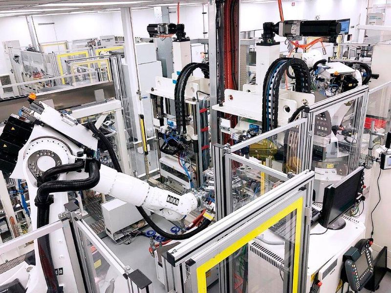 Und so sieht momentan die Stackproduktion für die Brennstoffzellen von Daimler Truck aus. (Daimler)
