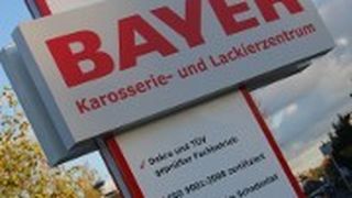 Im September 2013 feierte das neue Karosserie- und Lackzentrum Bayer in Kassel Eröffnung. (Foto: Wenz)