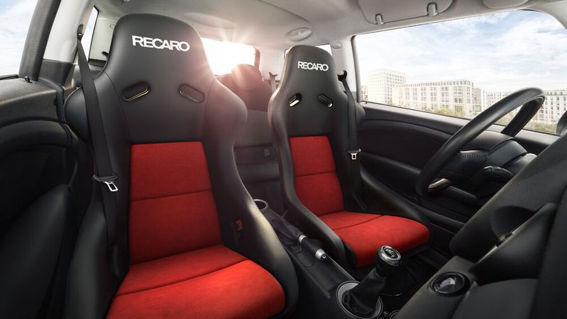 Recaro - Figure 1