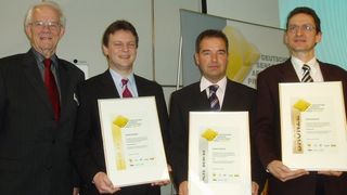 Werner Turck mit den Gewinnern Thorsten Knepper, Rainer Martin, Frank Meier-Maletz (v.l.).  (Foto: Konradin)