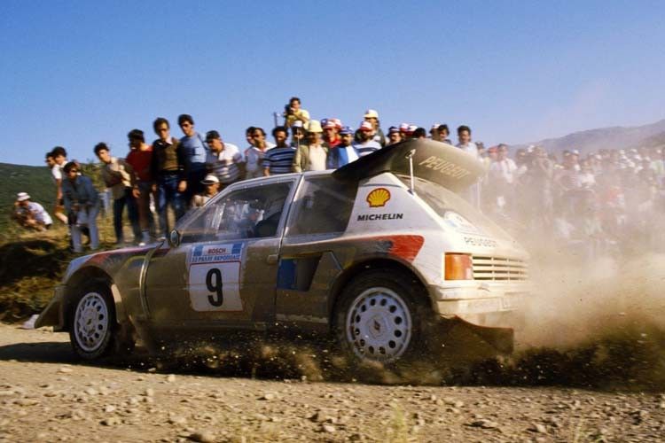 Reinrassiges Renngerät für Rallye-Pisten: Der 205 Turbo 16 sorgte als zweifacher Rallye-Weltmeister (1985 und 1986) und Wettbewerber in der berühmt-berüchtigten Gruppe B für Furore. (Foto: Peugeot)