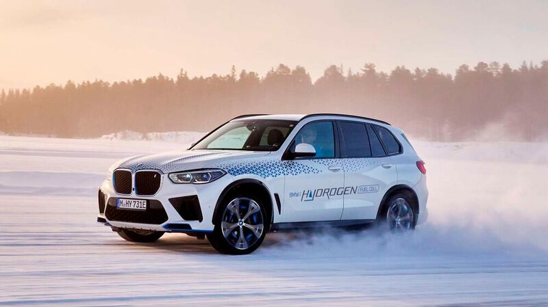 BMW startet die Produktion von Wasserstoff-Autos in Kleinserie.