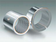 Metall-Polymer-Verbundgleitlager: Sie befinden sich beispielsweise in Spurstangen von Schlepperachsen, Hebelsystemen, Türscharnieren, Lenkbolzen von Ernteselbstfahrmaschinen, sind verschleißarm, haben konstant niedrige Reibwerte über die gesamte Laufzeit, sind wartungsarm oder wartungsfrei und eine wirtschaftliche Alternative für Anwendungen mit kleinstem Bauraum und vergleichsweise hoher Gleitgeschwindigkeit. (Bild: Schaeffler)