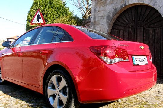 Mit verbesserten Abgaskatalysatoren erreicht der Cruze die Abgasnorm Euro-5. (Archiv: Vogel Business Media)