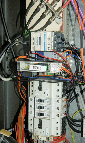 Bild 5: Modul für den Anschluss eines Kompressors an die Airleader-Master-Steuerung.  (Bild: Barlmeyer)