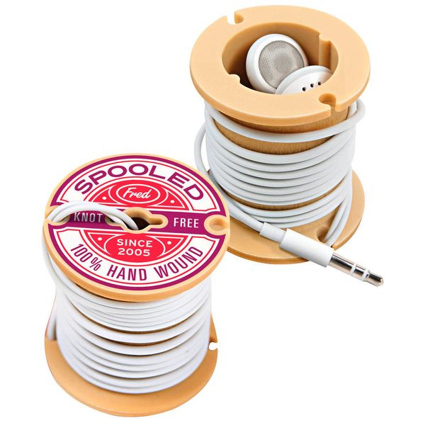 Mit dem Spooled Headphone Cord Organiser von Yellow Octopus hat Mama die Kopfhörer samt Kabel im Griff. Kostenpunkt: 4,95 US-Dollar (Yellow Octopus)