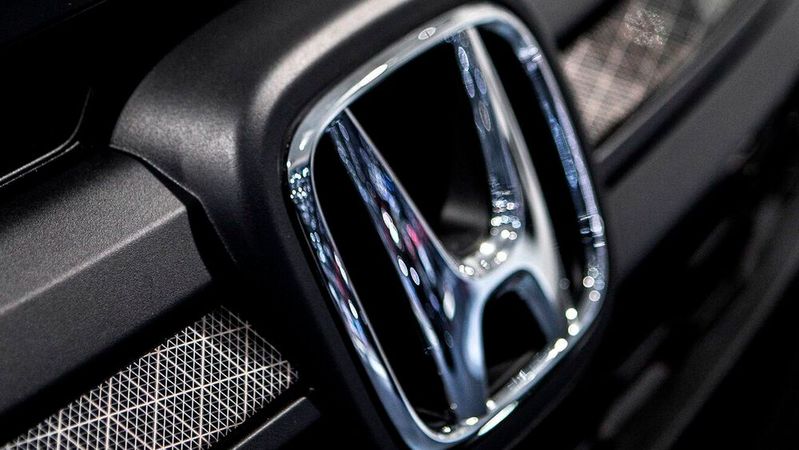 Die Nachricht vom Produktionsstopp bei Honda dürfte die Sorge vor weiteren Lieferschwierigkeiten zum Jahreswechsel verstärken. (Bild:  Honda)