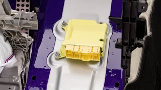 Mercedes hat Gurtstraffer-Probleme. (Daimler)