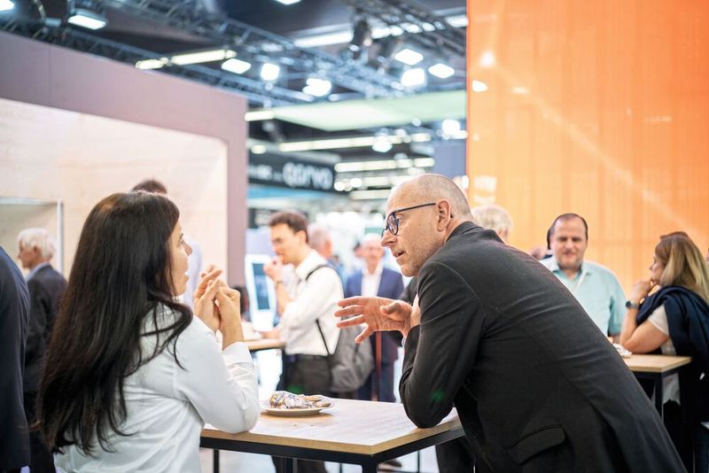 Vom 09. – 11.05.2023 trifft sich auf der PCIM die Leistungselektronikbranche in Nürnberg, um sich zu Produktneuheiten, neuesten Trends und aktuellen Forschungsergebnissen auszutauschen.  (Bild: Klaus Mellenthin/Mesago)