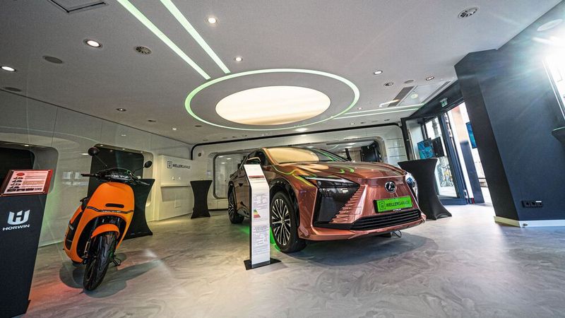 Vom City-Store Wellergarage als neues Vertriebsformat über den Vertrieb von E-Rollern als neues Mobilitätsangebot bis hin zu MG als neue China-Marke: Die Berliner Wellergruppe hat in diesem Jahr einige neue Wege beschritten. (Bild: Wellergruppe)