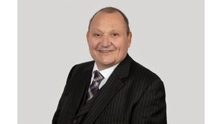 Florian Loch kennt sich mit Kunststoffen schon lange aus. Der CEO der Teku GmbH Fluorkunststoffe ist nun der neue Präsident des GKV. Erfahren Sie hier mehr über ihn ... (Bild: GKV)