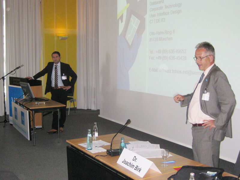 Dr. Joachim Birk, Senior Manager of Automation Technology, Head of E-CoE Process Control, BASF, (rechts) moderierte das Thema Prozessautomation – Betrieb und Optimierung.  (Bild: Drathen)