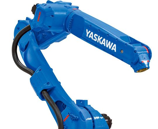 Haben Sie es erkannt? Hier steht quasi ein Yaskawa-Klassiker, „verpackt“ in neueste Servo- und Steuerungstechnik – der Handlingroboter Motoman GP20 aus europäischer Yaskawa-Produktion in Slowenien. Er hat den beliebten HP20 zum Vorbild.(Bild:  Yaskawa)