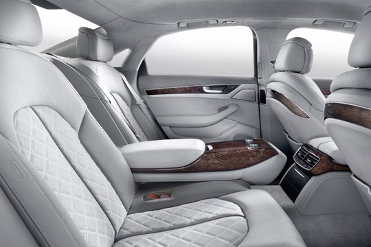 Vor allem hinten ist gehobenes Ambiente angesagt. (Archiv: Vogel Business Media)