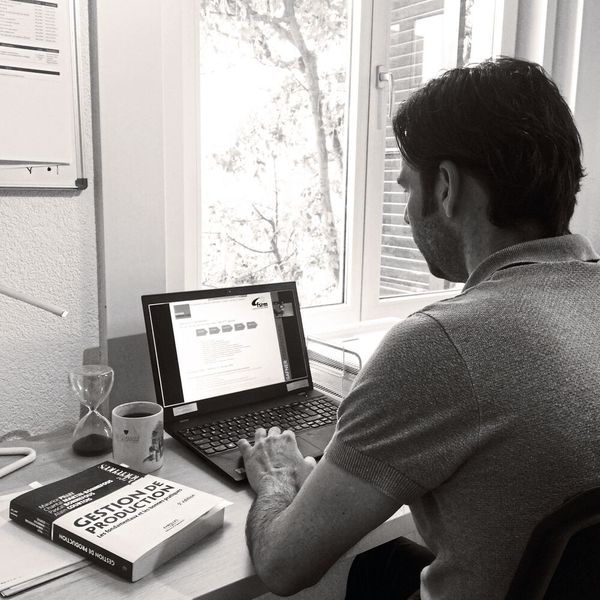 Exemple de cours via Zoom. (Source : FSRM)