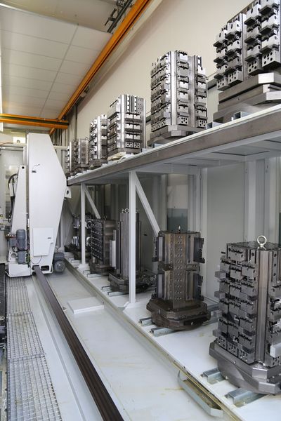 Ein Blick in das Fastems zeigt die Spannwürfel wie auch Spannsysteme von Vischer & Bolli, die auch individuell auf die jeweiligen Kundenansprüche gefertigt werden können. (Matthias Böhm)