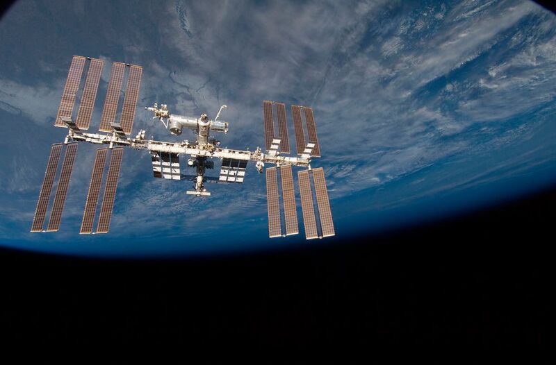 Die internationale Raumstation ISS: Astronauten können mit VR-Technik und 3-D-Objekten  den Einsatz auf der Raumstation trainieren. (NASA)