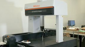 The high-precision Strato Apex machine works at less than a micron. (Source: Mitutoyo )