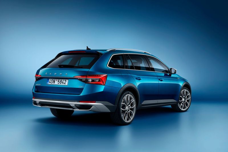 Angetrieben wird der nur als Allradmodell lieferbare Scout entweder von einem Zweiliter-Benziner mit 200 kW/272 PS oder einem Zweiliter-Diesel mit 140 kW/190 PS.  (Skoda)