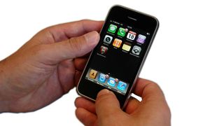 Apps für das iPhone: Auf Platz 1 stehen Spiele-Apps  (Bild: Kingo Images, pixelio.de)