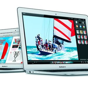 MacBook Air: Batterielaufzeit für den ganzen Tag, Intel Core Prozessoren der 4. Generation mit schnellerer Grafik, 802.11ac WLAN und bis zu 45 % schnellerer Flash-Speicher gegenüber der vorherigen Generation(Bild:  Apple)