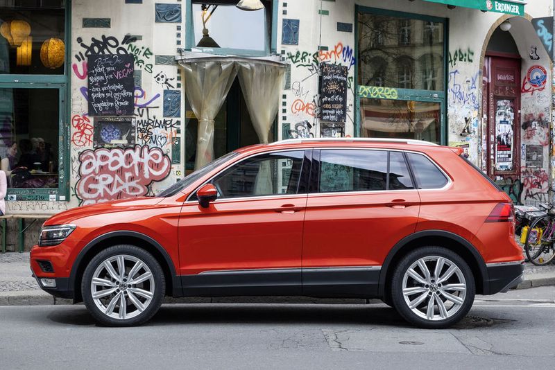 Der VW Tiguan erreichte 55 Punkte und 3 Sterne. (VW)