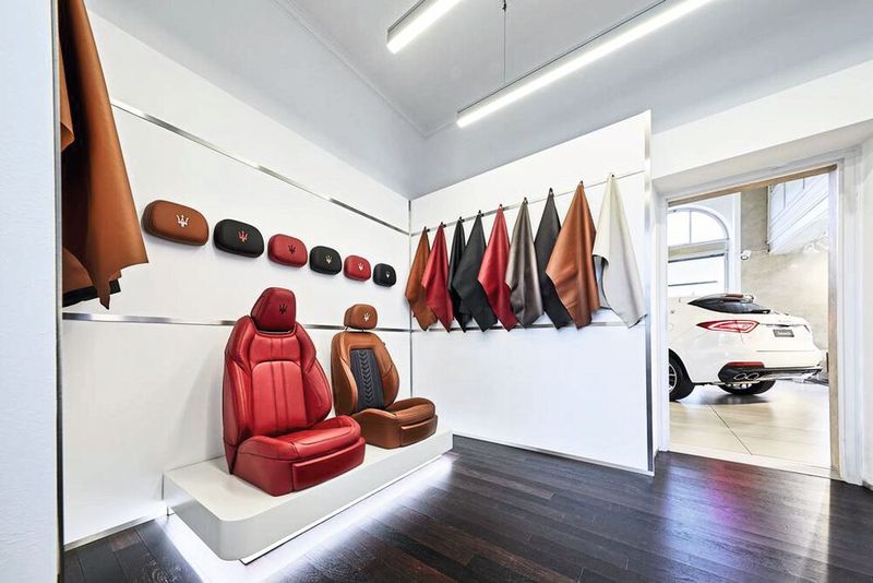 Eine ausgefallene Auswahl an edlen Bezügen ist eine Spezialität des italienischen Herstellers.  (Bild: Maserati)