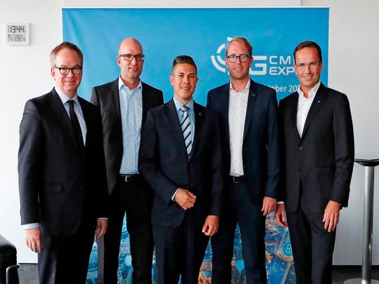Die Köpfe hinter der 5G CMM Expo: Prof. Hans Schotten, Dr. Andreas Müller, Dr. Reinhard Heister, Stefan Muhle und Dr. Jochen Köckler (v.l.n.r.)(Bild:  Deutsche Messe)