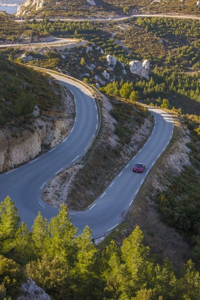 Die ersten Exemplare des elektrischen Supersportwagens Furtive eGT werden ab Ende 2013 ausgeliefert (Bild: Exagon)