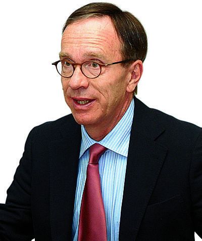 „Was unseren Erfindergeist angeht, lassen wir uns von keiner Krise beeindrucken!“ Matthias Wissmann, Präsident des Verbandes der Automobilindustrie Bild: Automobilindustrie (Archiv: Vogel Business Media)