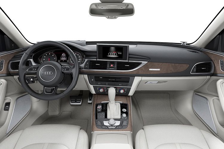 Beim Infotainment rangieren die Facelift-Modelle ganz weit vorn im Wettbewerb, unter anderem mit ihrem Top-Navigationssystem. Selbstverständlich an Bord, das volle Programm an Fahrerassistenzsystemen, wie die automatische Geschwindigkeitsregelung „Adaptive Cruise Control mit Stop&Go-Funktion“, die Anzeigefunktion über Head-up-Display an der Windschutzscheibe ... (Foto: Audi)