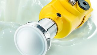 In die hohe Messfrequenz von 80 GHz und die dadurch bessere Fokussierung und höhere Auflösung des Messsignals setzte Tirol Milch große Hoffnung - mit Recht! (Bild: Vega Grieshaber)