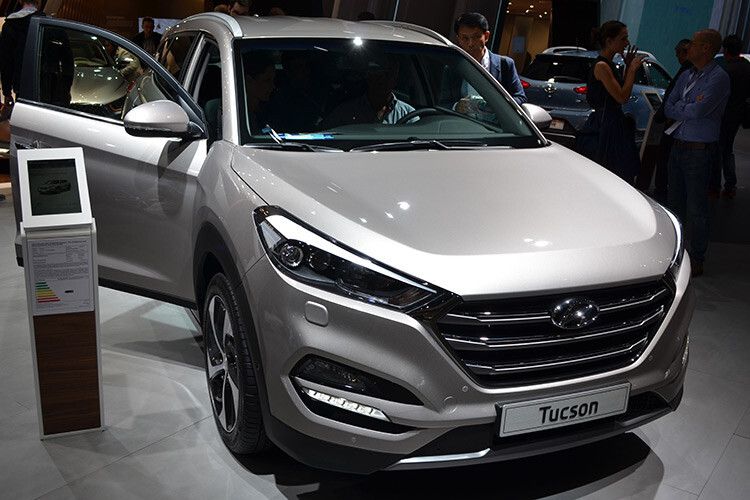 Stand schon in Genf: Der neue Tucson heißt wieder Tucson und nicht mehr ix35 – und kommt mit deutlich präsenterer Front. (Foto: Rehberg)