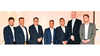 Michael Jüdiges und Christian Faust (beide Geschäftsführer von Connectivity Solutions), Johannes Rump (Geschäftsführer Oventrop), Markus Klausner (CTO Viessmann Climate Solutions SE), Ulrich Ziegler (Geschäftsführer Eltako), Heinrich Johannes Gantenbrink (Geschäftsführer Bega) und Christian Lübke (Bega).  (Bild: Viessmann)