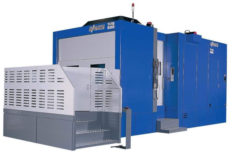 Erstmals in Deutschland zu sehen ist das Horizontal-Bearbeitungszentrum Niigata SPN-901 für die Bearbeitung von Werkstücken bis zu 2,5 t. Bild: Matsuura (Archiv: Vogel Business Media)