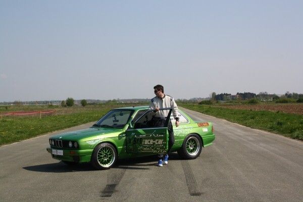 Der Rimac e-M3: der auf Elektroantrieb umgerüstete Oldtimer BMW E30 Baujahr 1984 auf Rekordfahrt (Rimac Automobili)